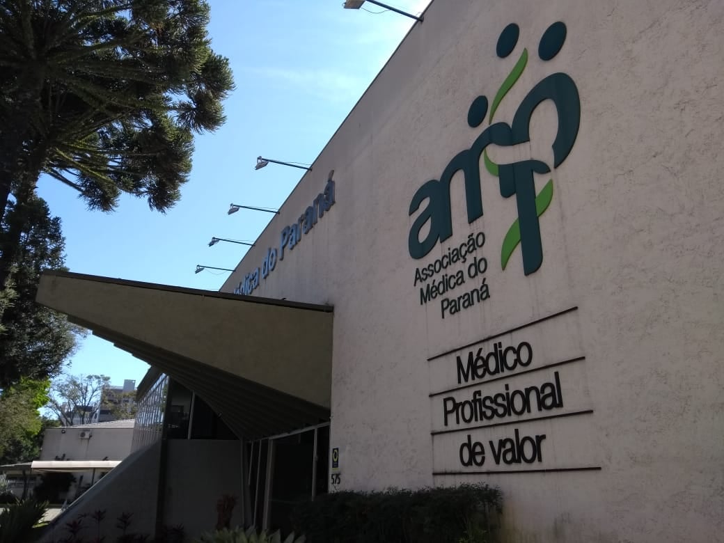 Fachada do Prédio da Associação Médica do Paraná Residência Médica AMP 2022-2023